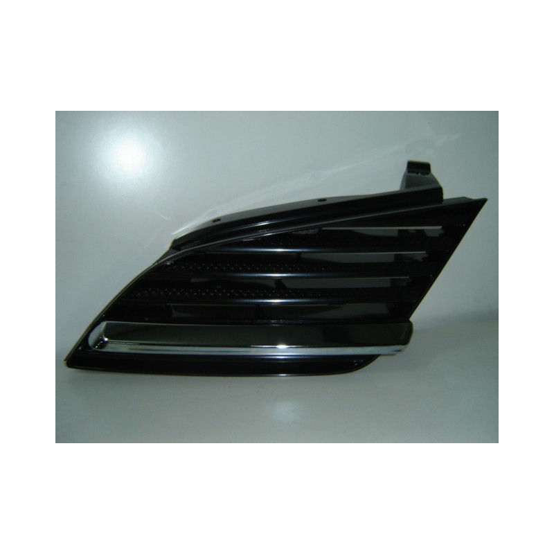 NISSAN PRIMERA 02-* GRELHA ESQUERDO