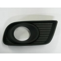 MAZDA BT 50 10-* GRELHA ESQUERDO PARA-CHOQUES FRENTE (COM FURO)