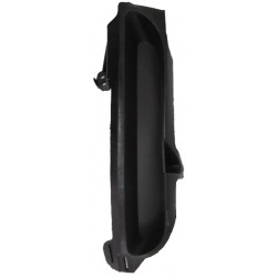 MAZDA 3 09-* GRELHA INFERIOR DIREITO PARA-CHOQUES FRENTE