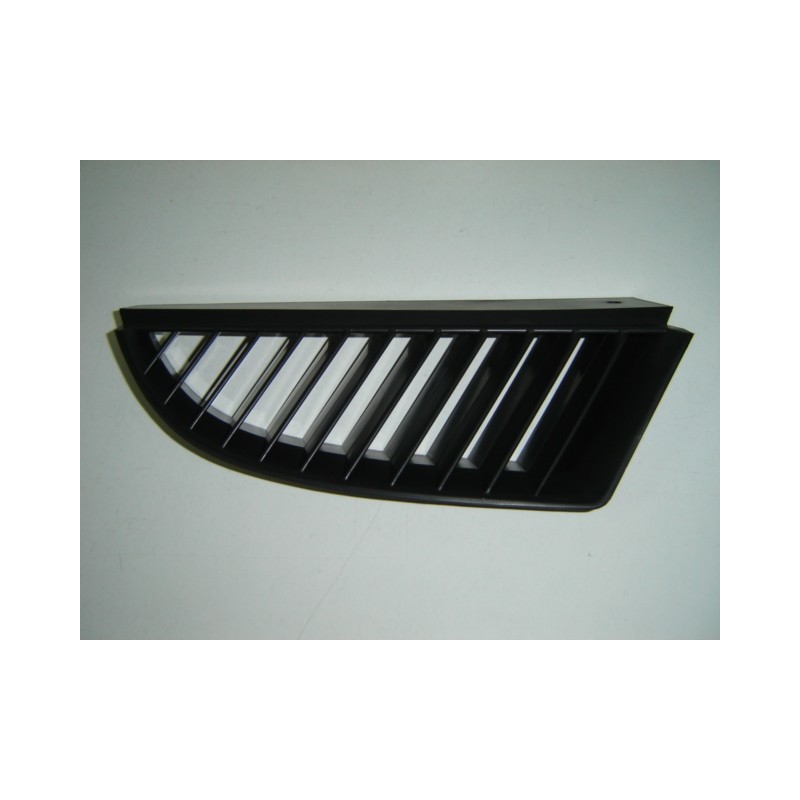 MITSUBISHI COLT 04-* GRELHA DIREITO