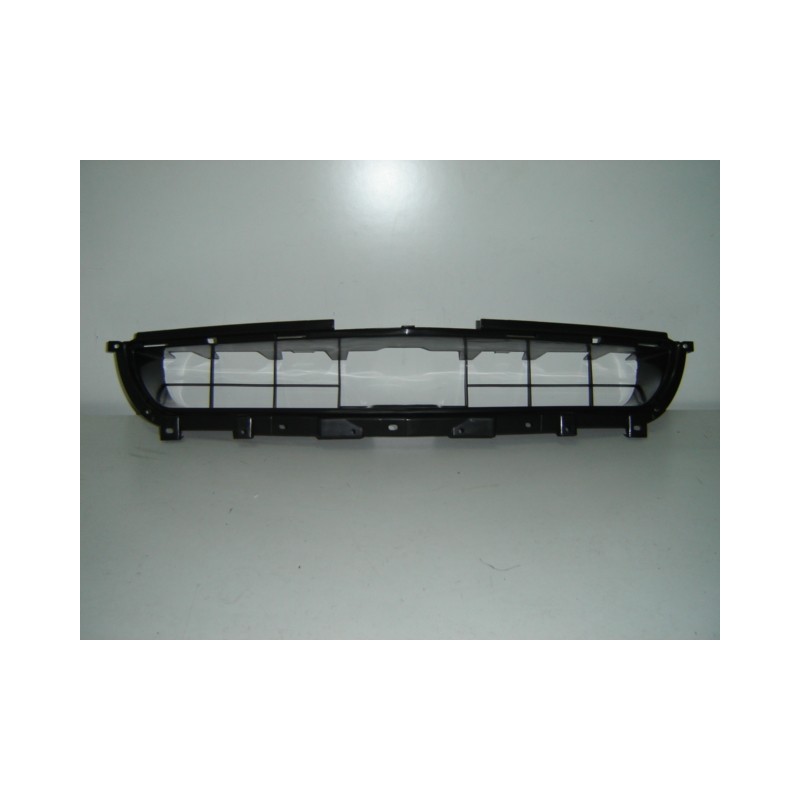 MITSUBISHI LANCER 04-* GRELHA PARA-CHOQUES FRENTE