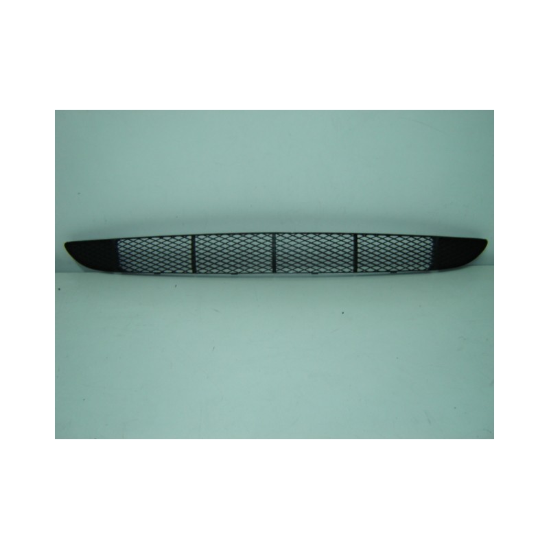 FORD FOCUS 98-* GRELHA PARA-CHOQUES FRENTE (SEM FUROS) (LOSANGO)