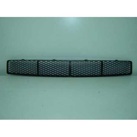 FORD FOCUS 98-* GRELHA PARA-CHOQUES FRENTE (COM FUROS) (LOSANGO)