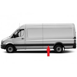 MERCEDES SPRINTER/CRAFTER 06-* FRISO PAINEL LATERAL TRÁS ESQUERDO COM FURO PISCA (CH/LONGO)
