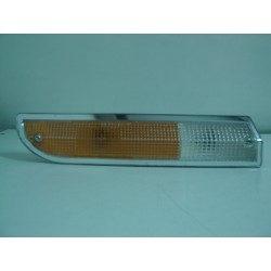 PEUGEOT 504* FAROLIM FRENTE DIREITO (BRANCO/AMARELO)