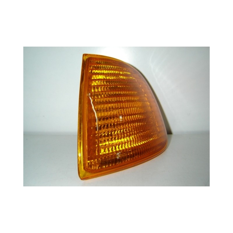 SEAT INCA/VW CADDY 97-* FAROLIM FRENTE ESQUERDO (AMARELO) (S/CASQUILO)
