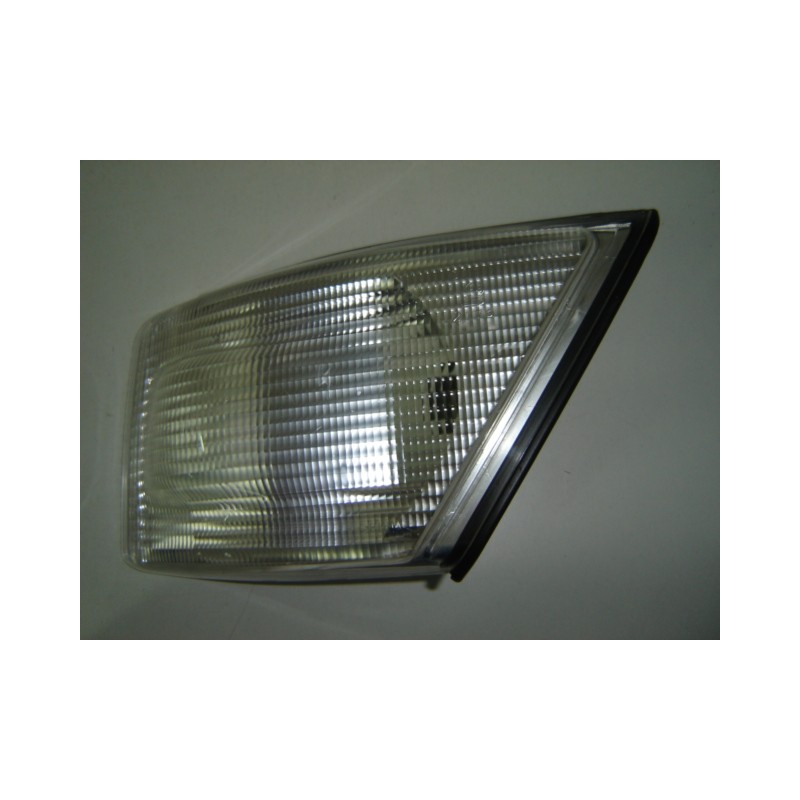 IVECO DAILY 00-* FAROLIM FRENTE ESQUERDO BRANCO M/MARELLI