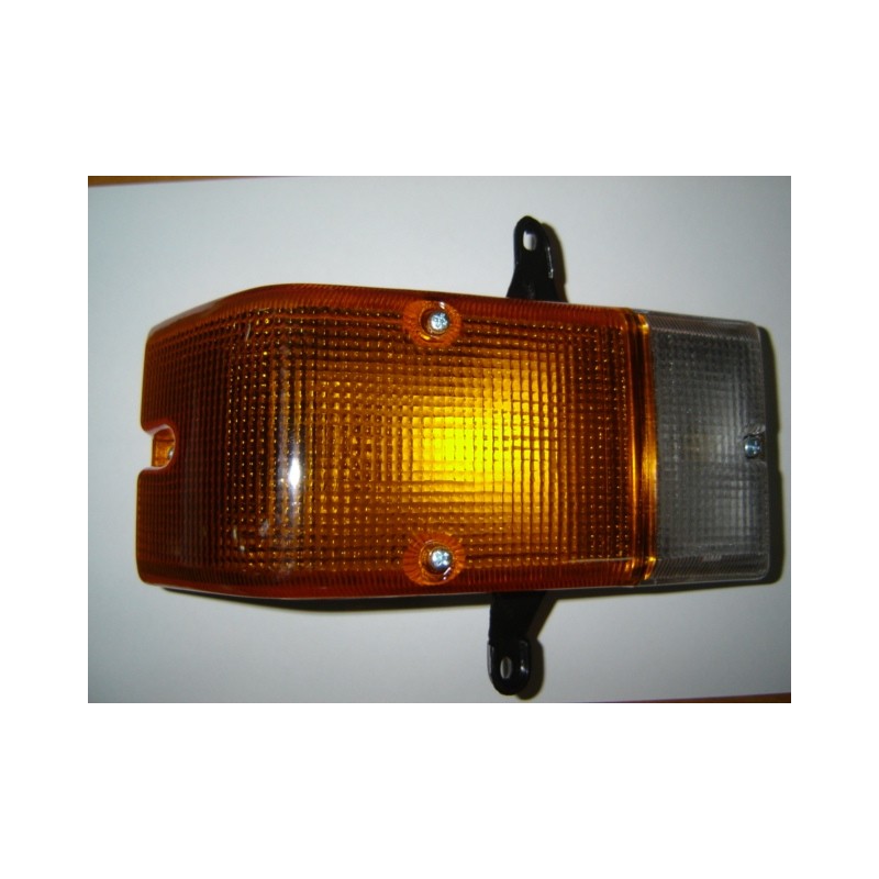 TOYOTA DYNA BU60 84-* FAROLIM FRENTE DIREITO