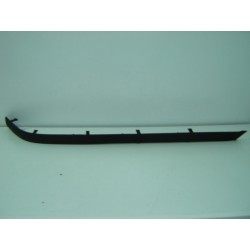 BMW E39 95-* FRISO PARA-CHOQUES TRÁS DIREITO PRETO