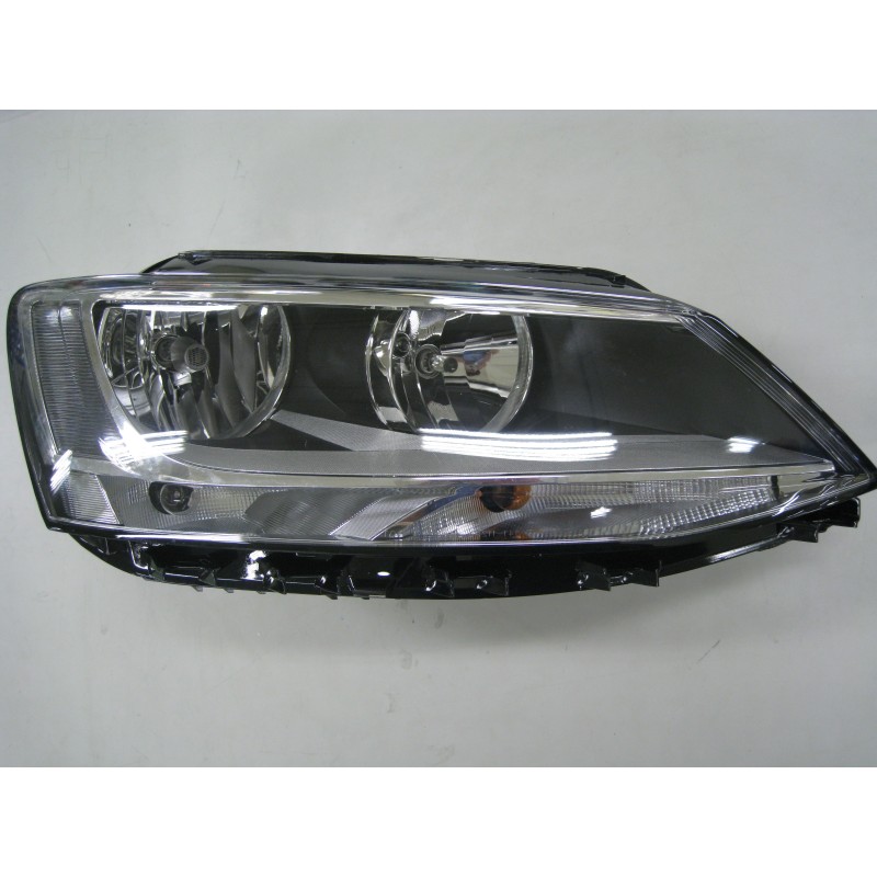 VW JETTA 11-* FAROL DIREITO ELÉCTRICO COM MOTOR INTERIOR NEGRO (H7)