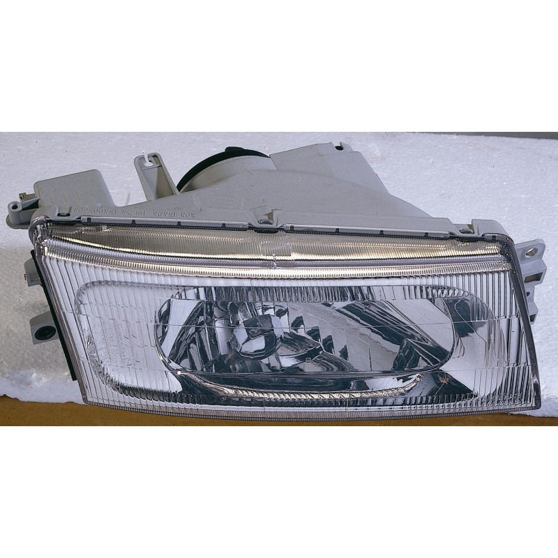MITSUBISHI LANCER 98-* FAROL DIREITO