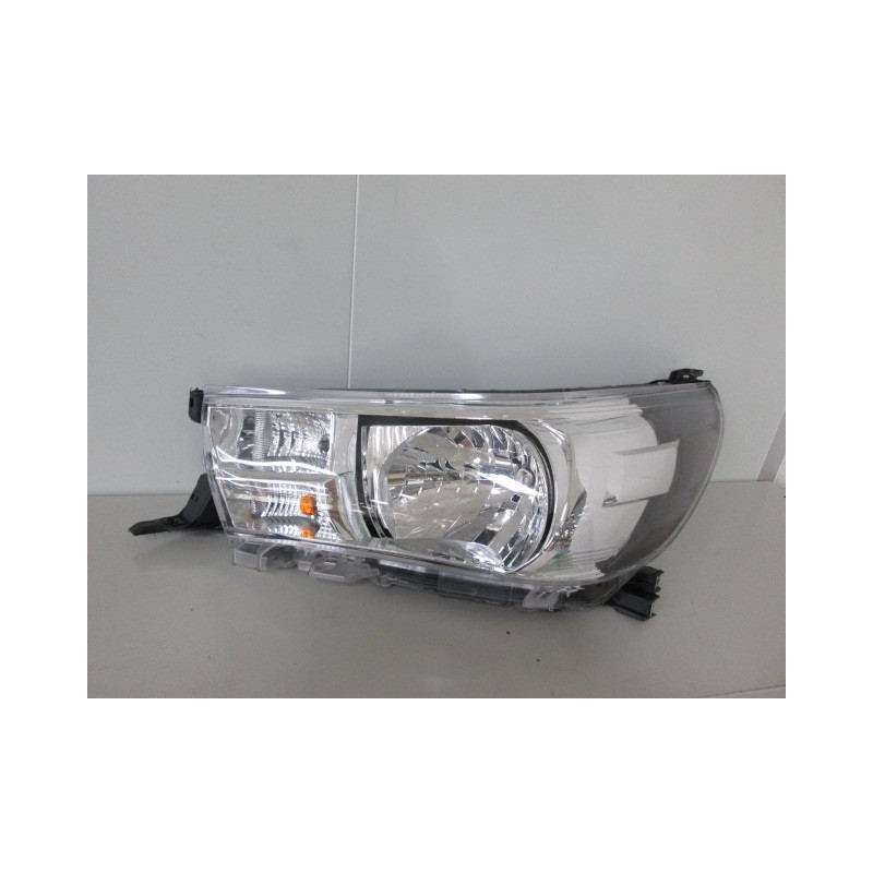TOYOTA HILUX 16-* FAROL ESQUERDO ELÉCTRICO (H4)