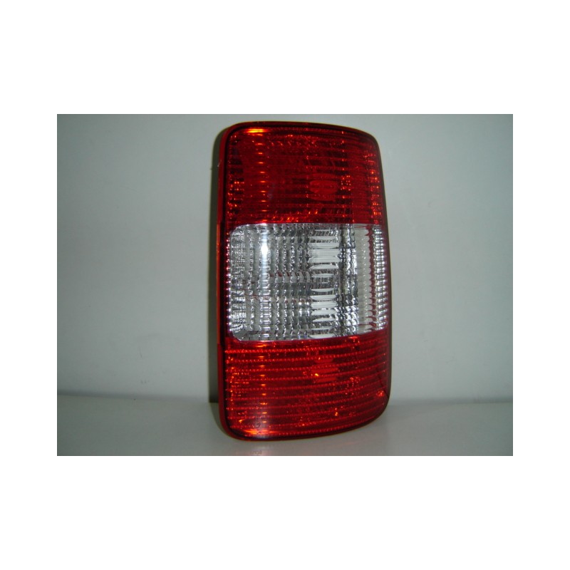 VW CADDY 04-* FAROLIM TRÁS DIREITO