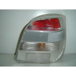 FORD FIESTA 89-* FAROLIM TRÁS DIREITO (BRANCO)