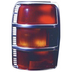 MITSUBISHI PAJERO 92-* FAROLIM TRÁS DIREITO (COM ARO CROMADO)