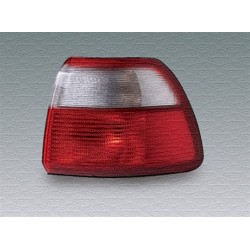 OPEL OMEGA 99-02* FAROLIM TRÁS CANTO DIREITO M/MARELLI (4 PORTAS)