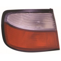 NISSAN PRIMERA 96-* FAROLIM TRÁS ESQUERDO VERMELHO/BRANCP 4 PORTAS