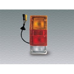 NISSAN PATROL -89* FAROLIM TRÁS DIREITO M/MARELLI