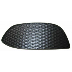 MERCEDES C W205 14-* GRELHA ESQUERDO PARA-CHOQUES FRENTE (PRETA)