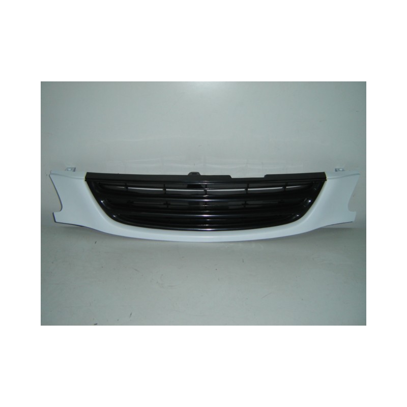 TOYOTA AVENSIS 97-* GRELHA (PRETA)